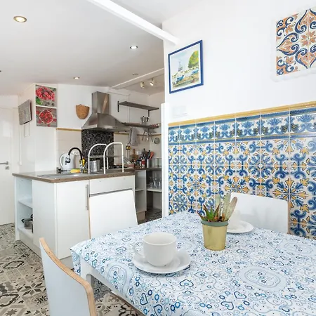 Al - Local Bicuar 3*