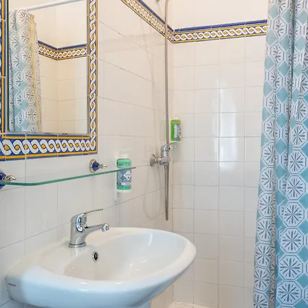 Al - Local Bicuar Olhão