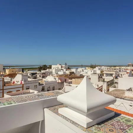 Al - Local Bicuar Gasthof 3*